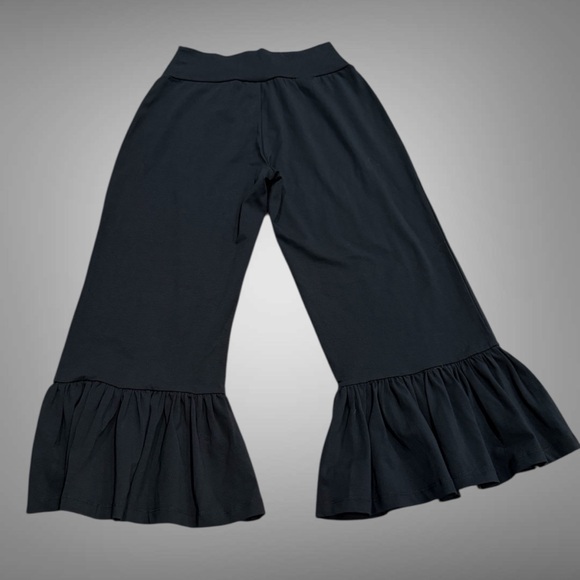NWT Matilda Jane Big Ruffle Pants Black, Cropped, Women’s Small - Picture 4 of 6
